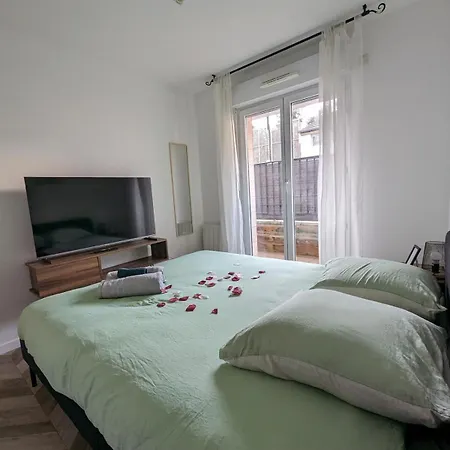 Cocon Doux - 2 Et Parking Saint-Ouen (Seine-Saint-Denis)