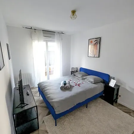 Cocon Doux - 2 Et Parking * Saint-Ouen (Seine-Saint-Denis)
