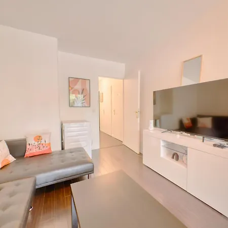Cocon Doux - 2 Et Parking Apartment *