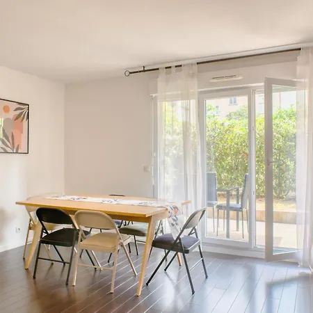 Cocon Doux - 2 Et Parking Daire