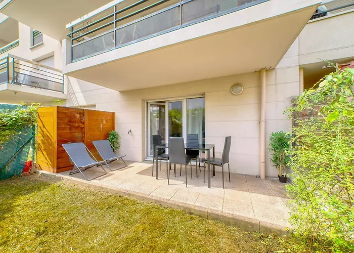 Cocon Doux - 2 Et Parking Apartment *