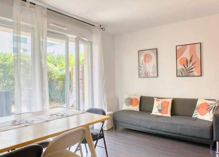Cocon Doux - 2 Et Parking Apartment Saint-Ouen (Seine-Saint-Denis)