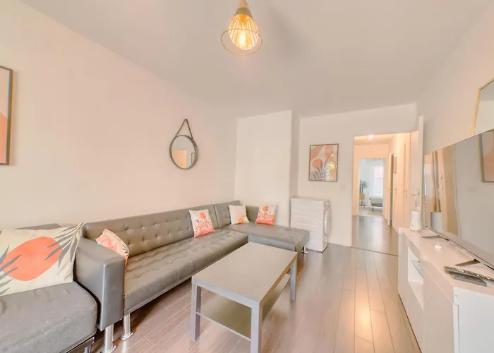 Cocon Doux - 2 Et Parking Apartment Saint-Ouen (Seine-Saint-Denis)